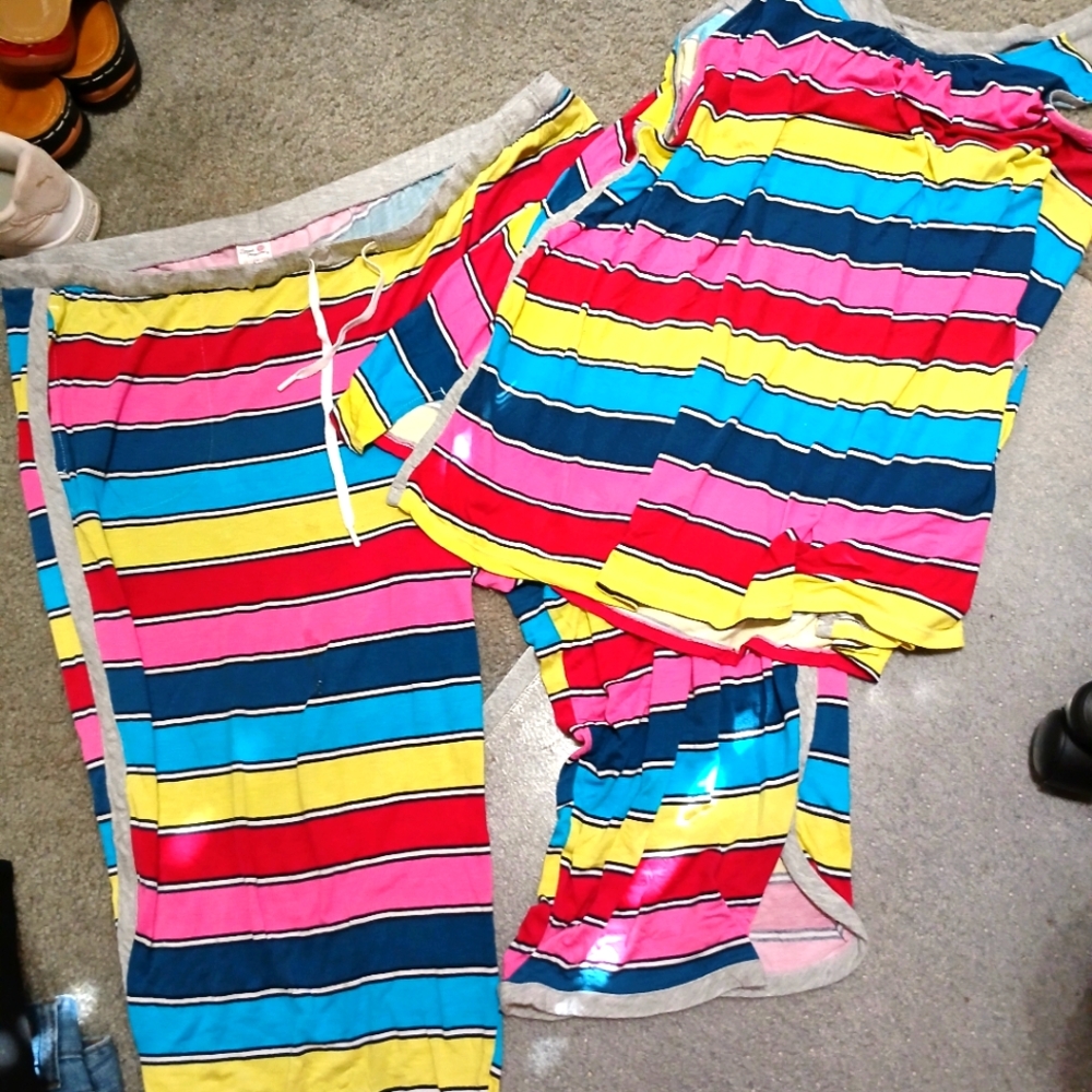Size 2 to 3x brand new pajama set